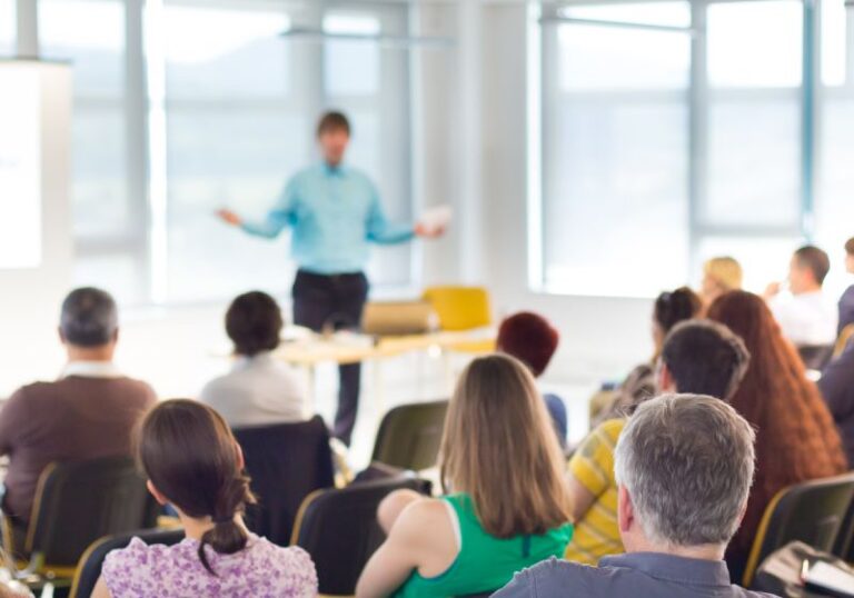 TAX REPORT - Επιμόρφωση στελεχών