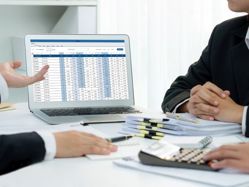 TAX REPORT - Βοήθεια λογιστικού γραφείου σε επιχείρηση